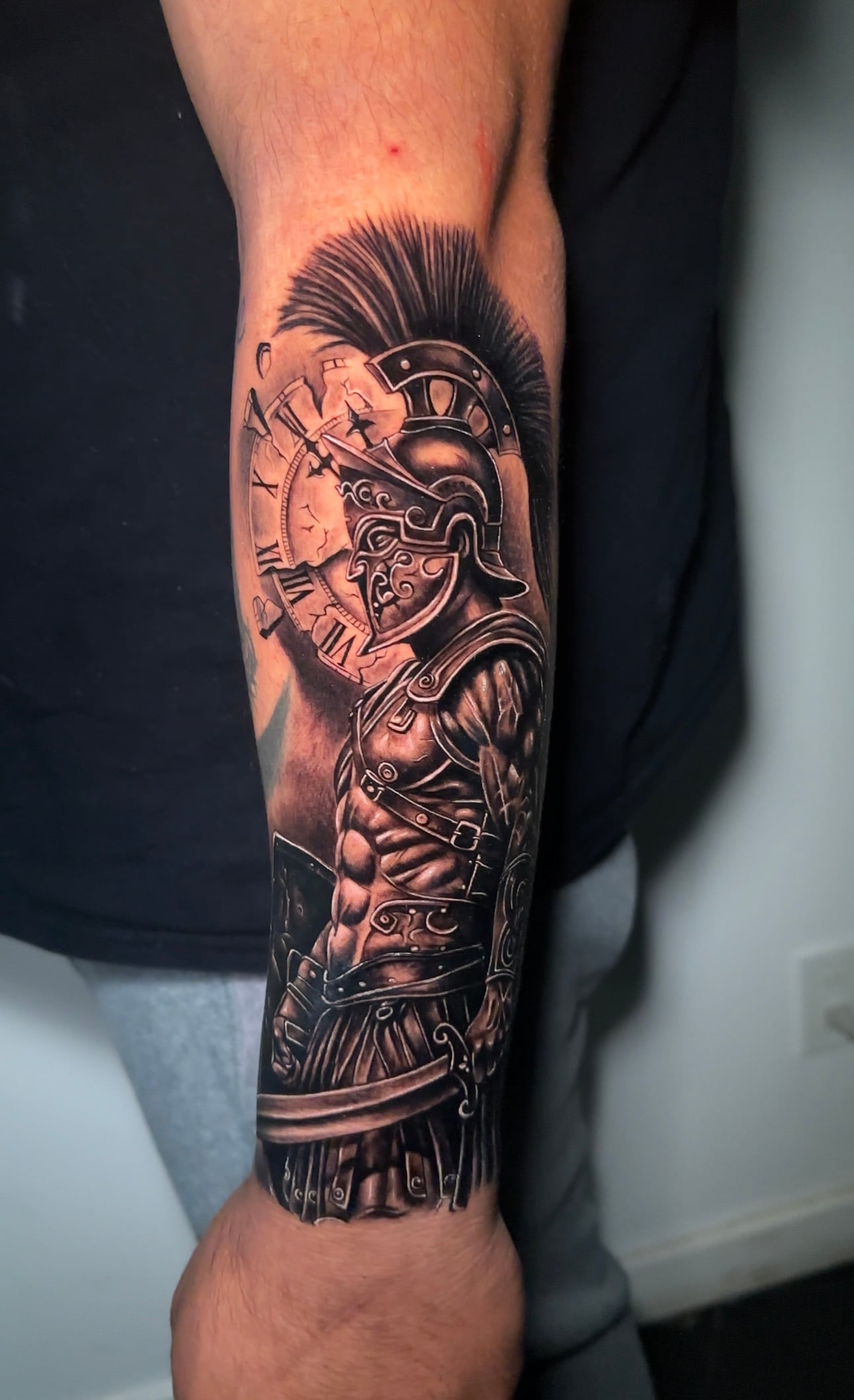 Gladiator sleeve